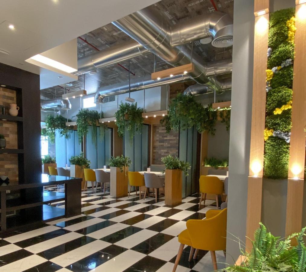 Imperial Suites Hotel ドーハ エクステリア 写真