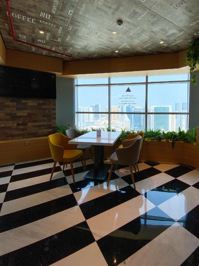 Imperial Suites Hotel ドーハ エクステリア 写真